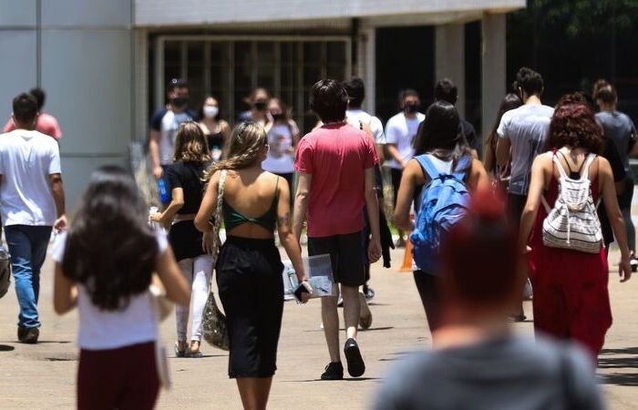 Fies abre inscrições nesta terça com milhares de vagas em universidades e faculdades