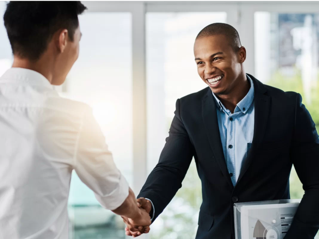 Oportunidade de emprego para vendedor está disponível em Gandu