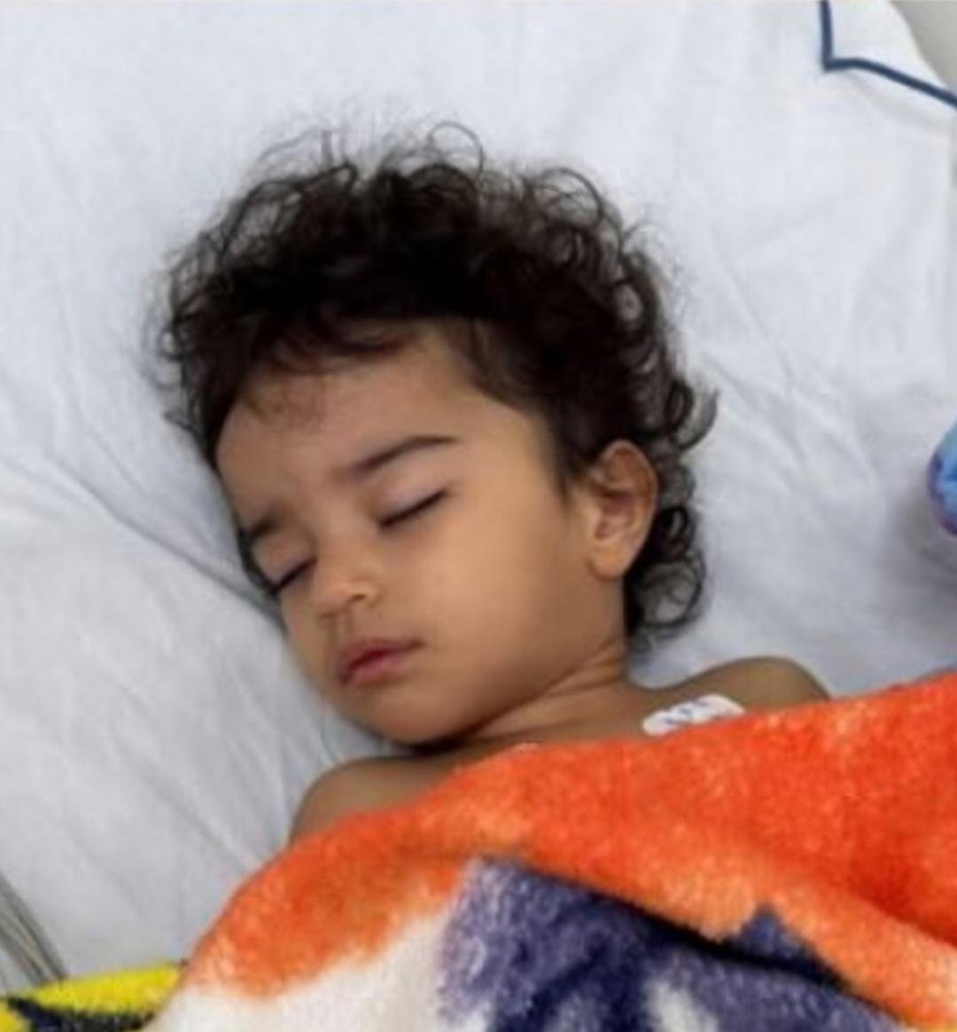 Criança de 1 ano de Presidente Tancredo Neves aguarda regulação com urgência